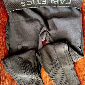 Fabletics turquoise leggings. Size medium.